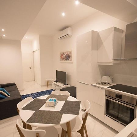 4 Bedroom Apartment Near Sliema Seafront ภายนอก รูปภาพ